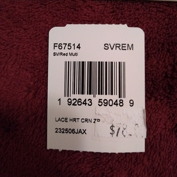 ⭐SALE⭐ PRICE FIRM Coach Lace Heart Corner Wristlet - Picture 5 of 7